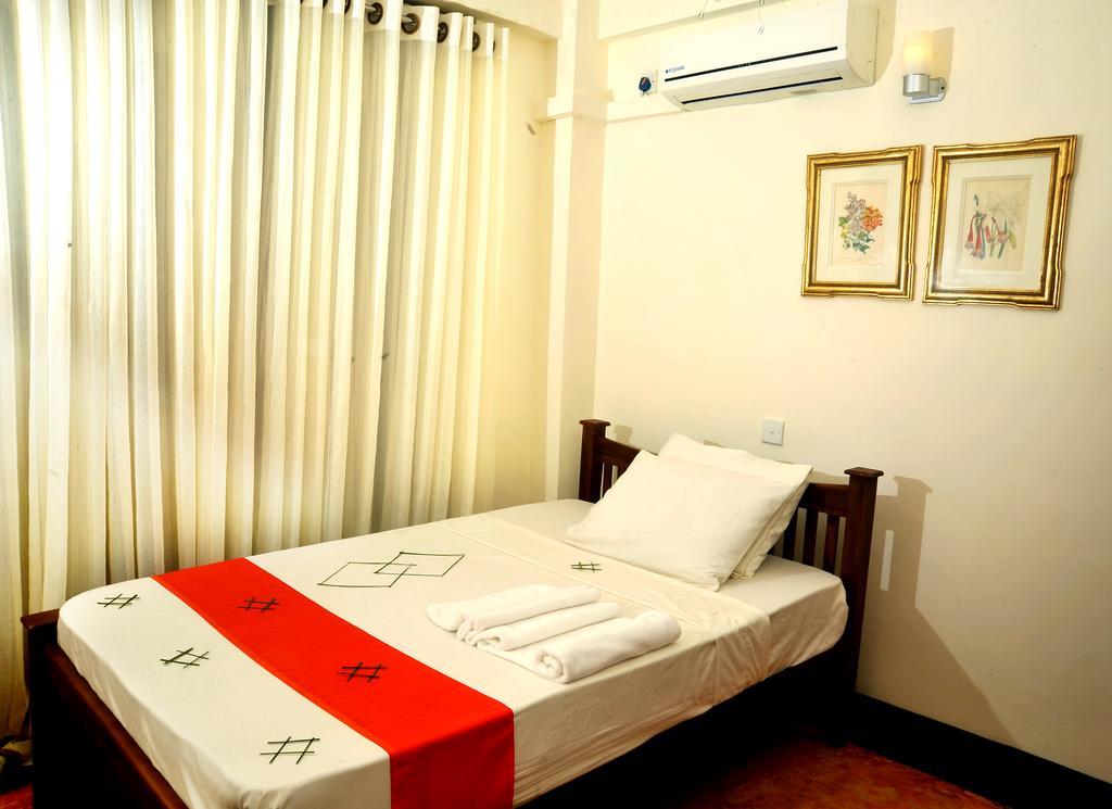 Prestige Court Residencies Hotel Dehiwala-Mount Lavinia Eksteriør billede