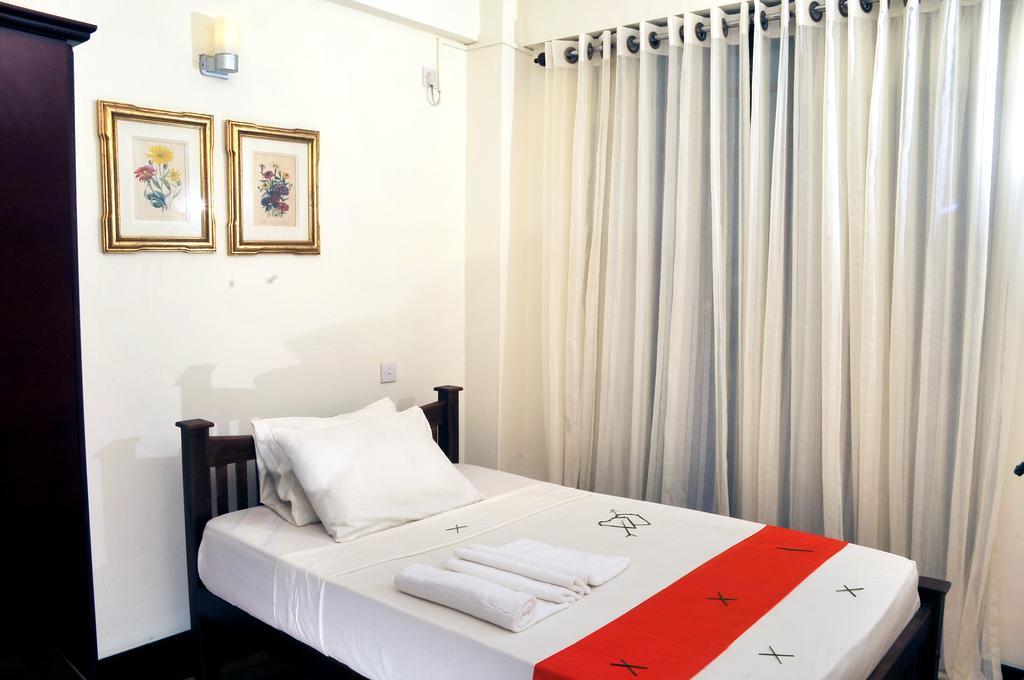 Prestige Court Residencies Hotel Dehiwala-Mount Lavinia Eksteriør billede