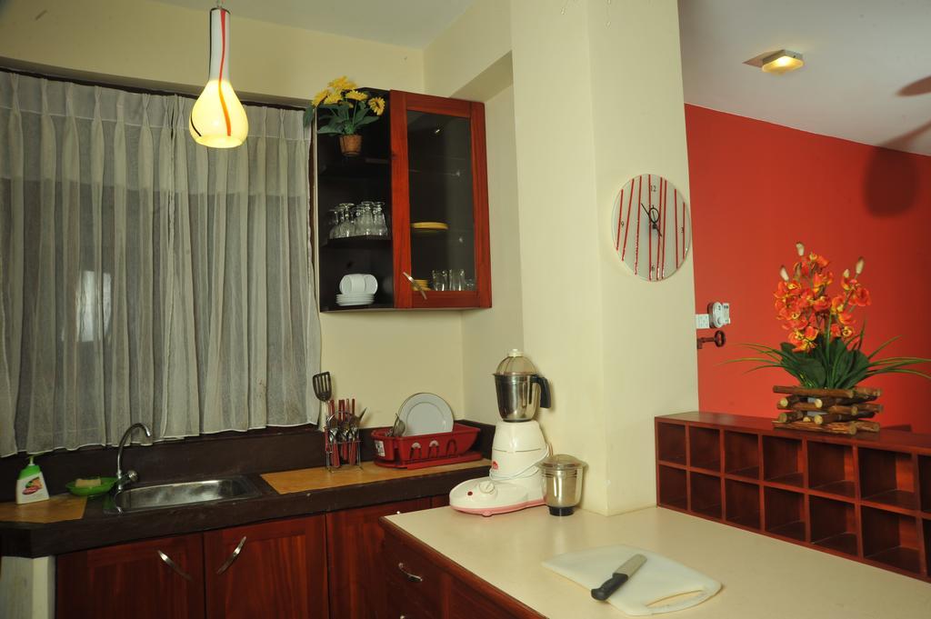Prestige Court Residencies Hotel Dehiwala-Mount Lavinia Eksteriør billede
